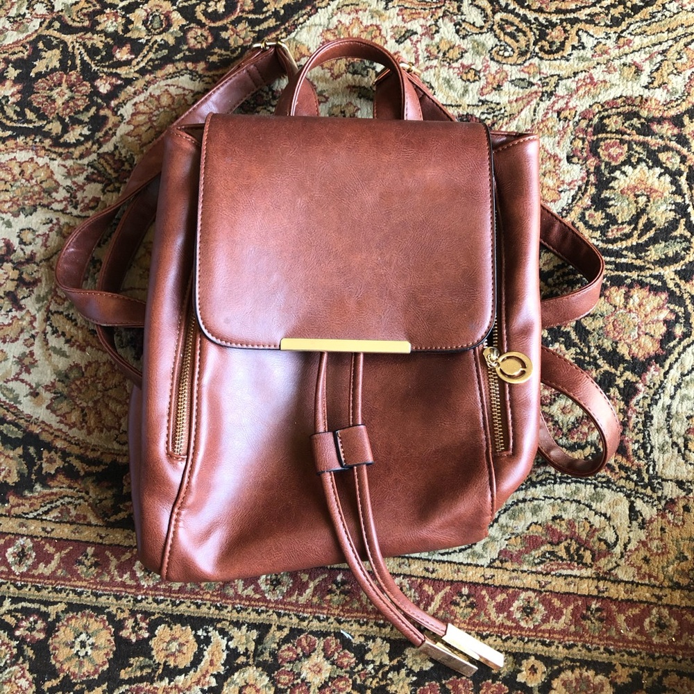 Wink Kangaroo Backpack Purse